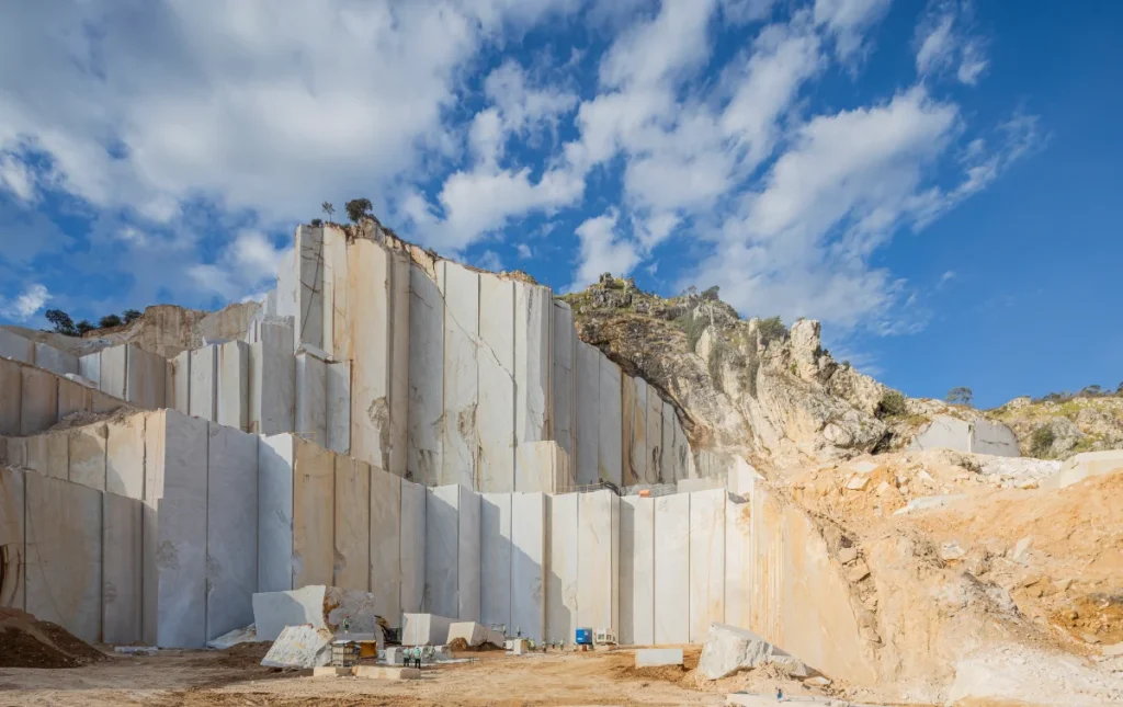 The union that makes the stone sector advance - Technologies that make it possible to do more and better with a focus on the sustainability and quality of natural stones