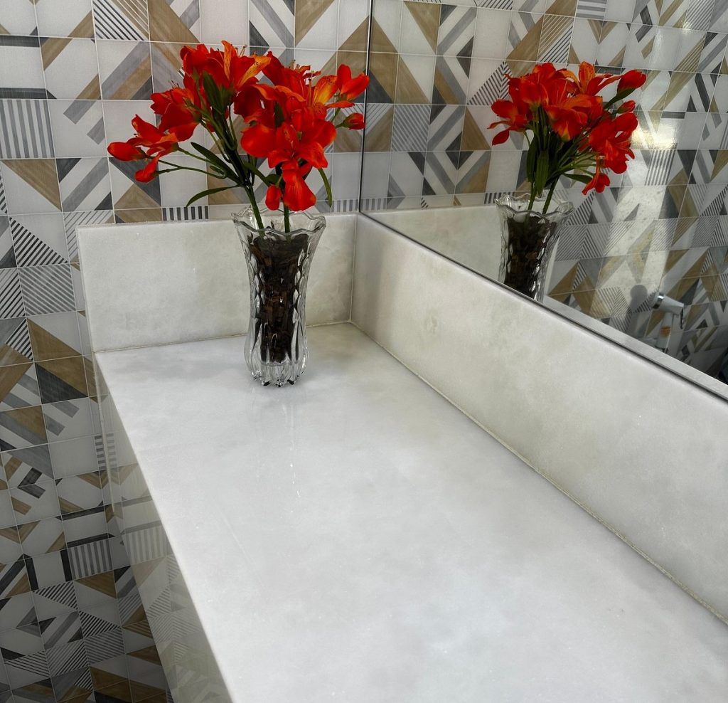 Brazilian Stone Tour: conhecer o mármore Aspen White