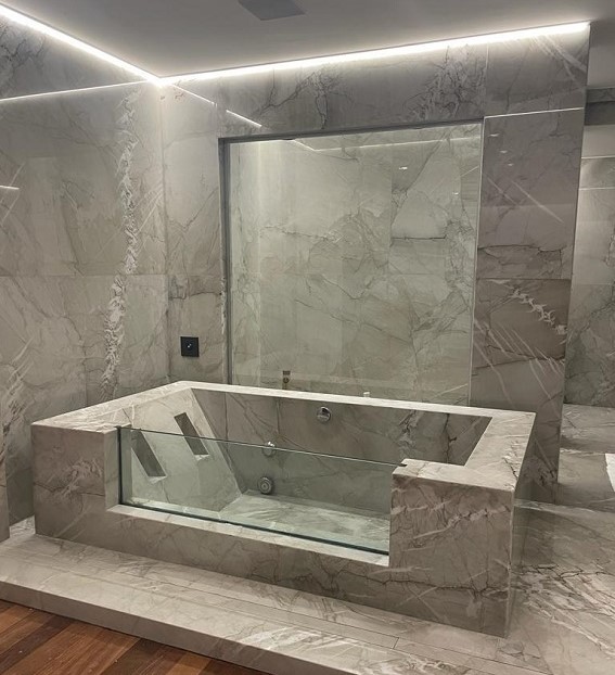 Brazilian Stone Tour: discover the fascinating quartzite Apollo