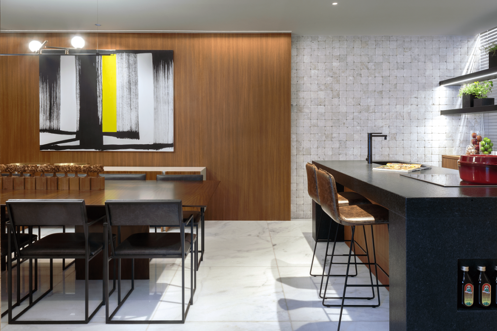 Brazilian Stone Tour: be fascinated by the marble Shadow White