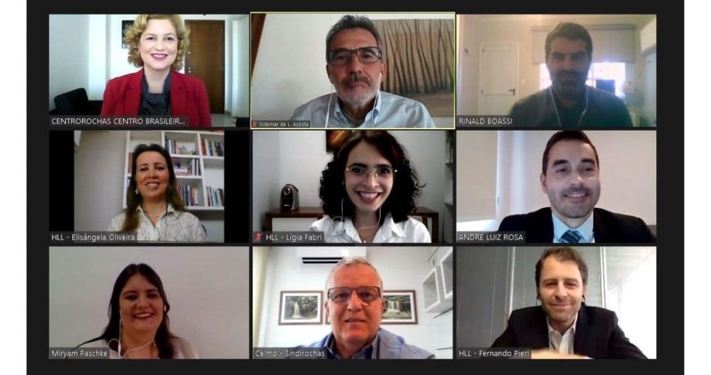 Experts detail taxation and logistics processes in foreign trade operations during webinar