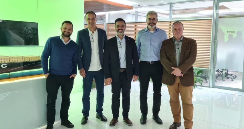 Centrorochas busca melhoria no valor de frete marítimo internacional