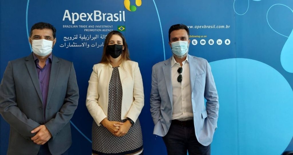 Setor de rochas brasileiro visita escritório da Apex-Brasil em Dubai