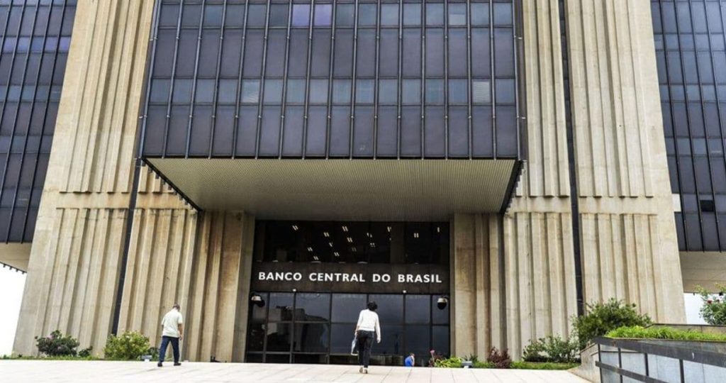 Central Bank extends term of foreign exchange contracts