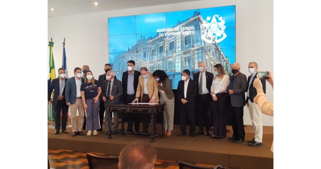 Centrorochas presente na sanção da Lei do Refis