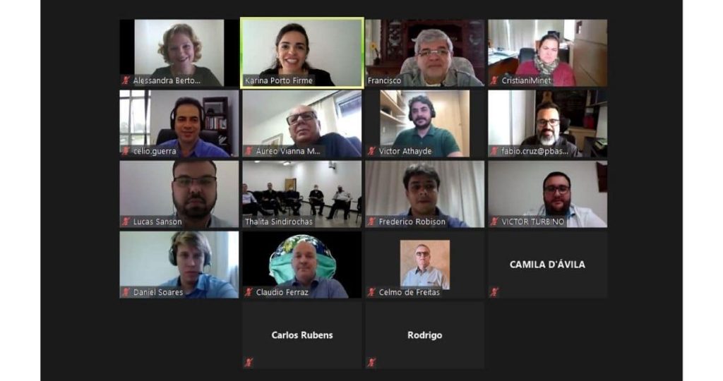 Membros dos Conselhos do Centrorochas e Sindirochas realizam reunião mensal