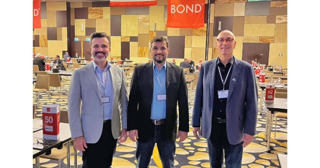 Arquitetos do Oriente Médio se encantam pelas rochas brasileiras em evento em Abu Dhabi