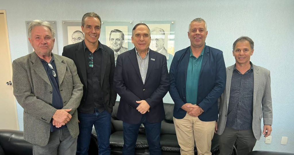 Centrorochas participa de reunião do Comin realizada em Goiás