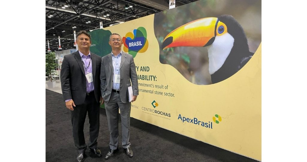 Estande do Brasil na Coverings reuniu 25 empresas de rochas em busca de novos negócios no mercado americano