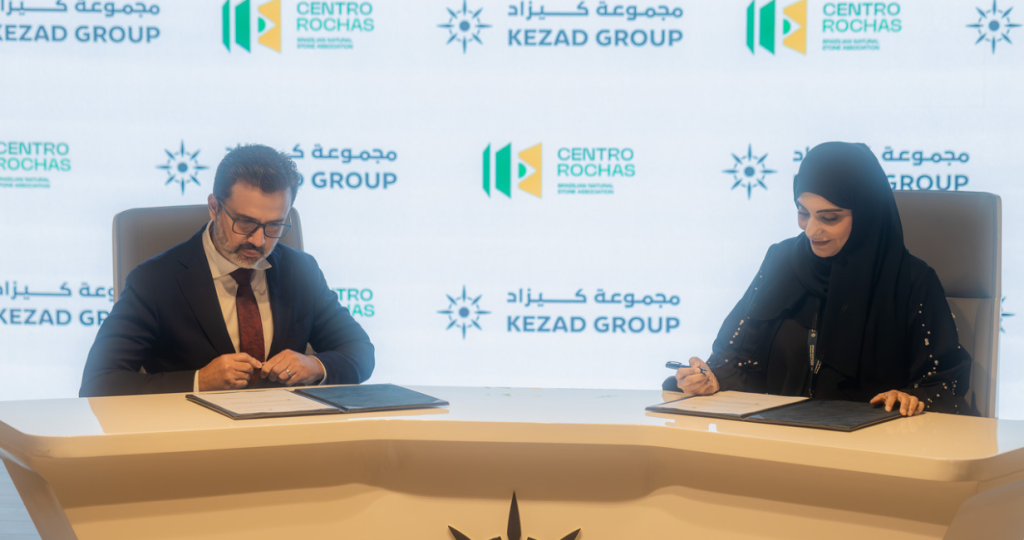 Brasil firma MoU com o Porto de Abu Dhabi e avança na criação de hub logístico para rochas naturais no Oriente Médio